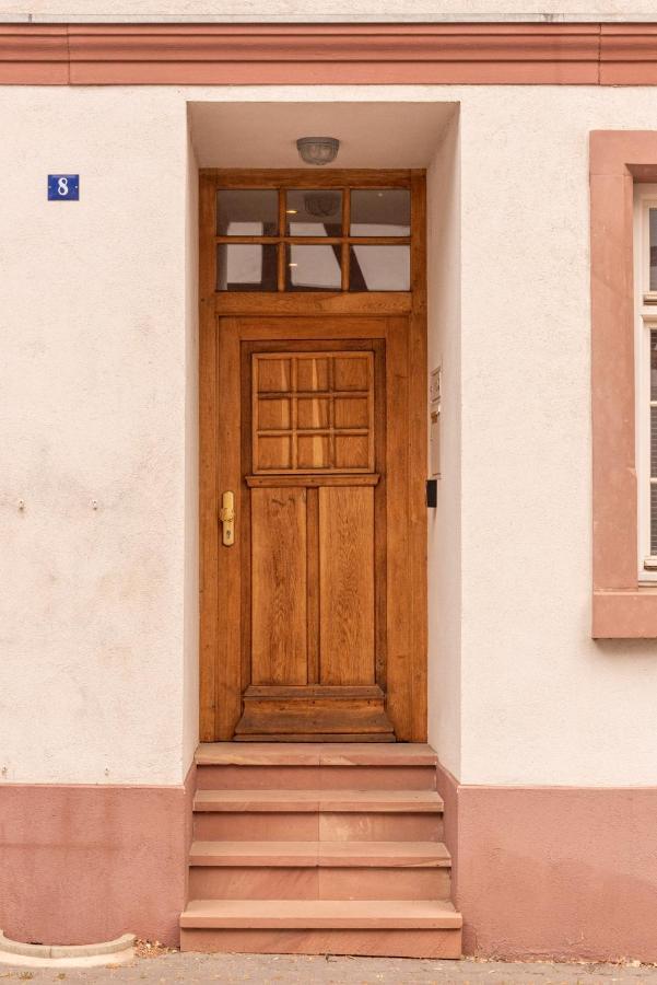 Apartamento Designer Unterkunft in 15. Jahrhundert Altbau 75 m² für max. 4 Personen Eltville am Rhein Exterior foto